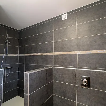 Charmante Avec Terrasse Et Jardin - 2 Renoves - Fr-1-585-133 Han-les-Juvigny