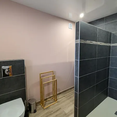 Charmante Avec Terrasse Et Jardin - 2 Renoves - Fr-1-585-133 Vakantiehuis Han-les-Juvigny